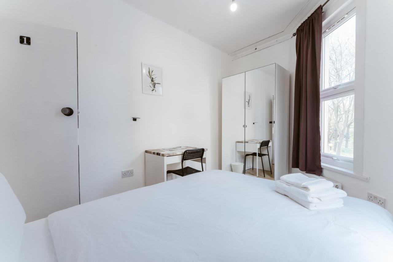 Mile End Double Rooms 27 Guest House London Kültér fotó