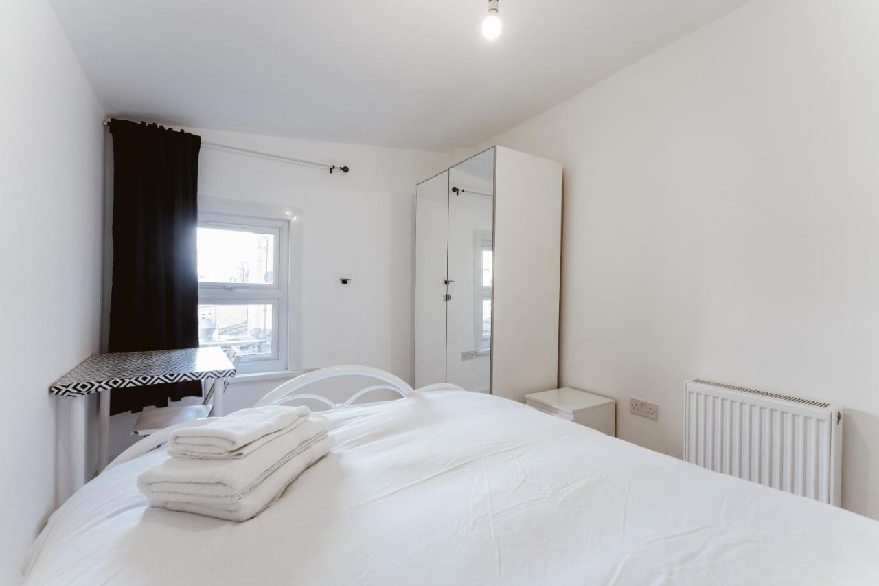 Mile End Double Rooms 27 Guest House London Kültér fotó