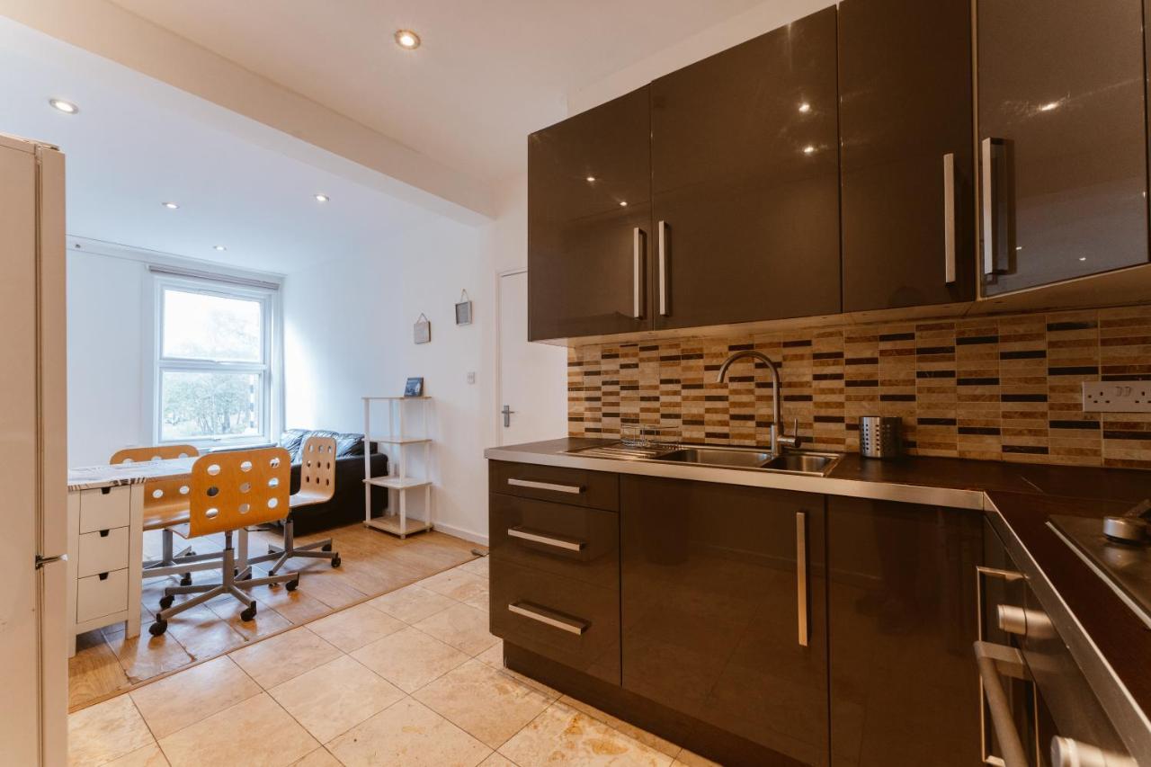 Mile End Double Rooms 27 Guest House London Kültér fotó