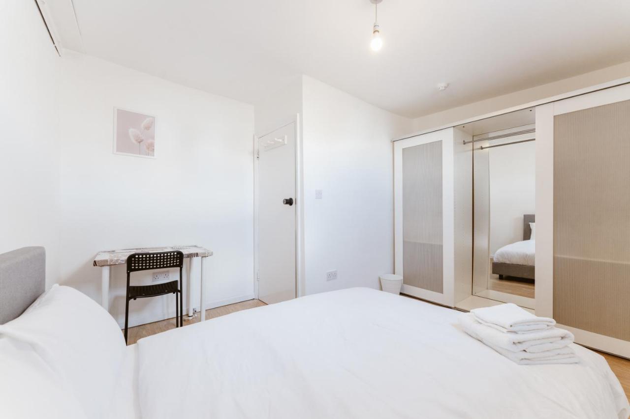 Mile End Double Rooms 27 Guest House London Kültér fotó